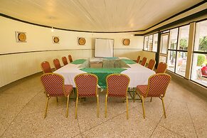 Green Hills Hotel