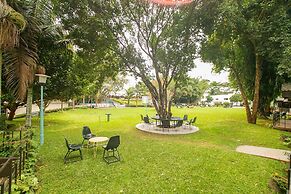 Green Hills Hotel