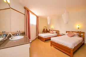 Green Hills Hotel
