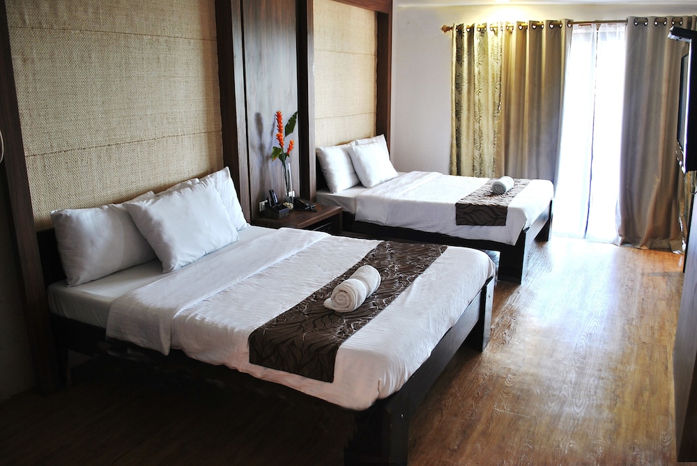 Altamare Dive and Leisure Resort Anilao