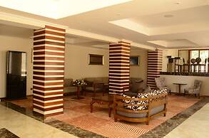 The White Rhino Hotel