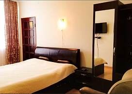 Lelis Guest House