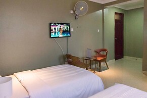 Pavillion Hotel