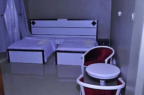 Pavillion Hotel