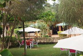 Biyem Hotel