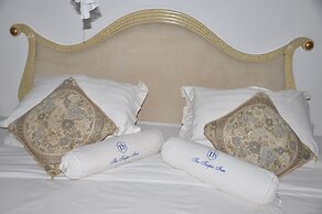 Tropic Inn Hotel