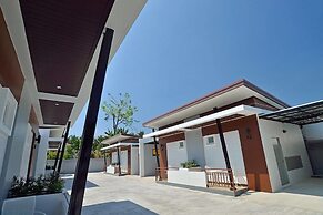The Rich Resort