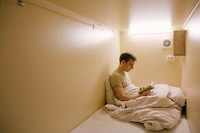 Capsule Hostel Yes
