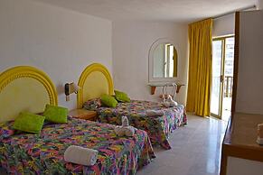 Aca Suites Ixtapa