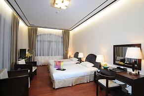 Garco Dragon Hotel