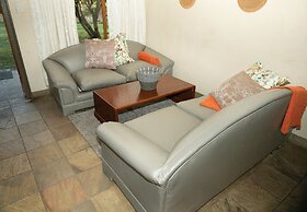 Hoopoe Haven Guest House