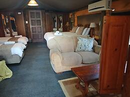 Hoopoe Haven Guest House