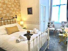St Raphael Guest House