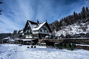 Lobogó Resort