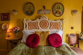 La Rosa Hotel