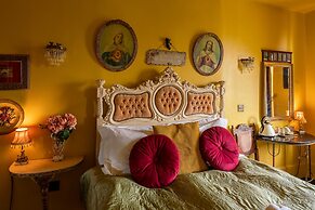La Rosa Hotel