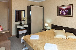 Kamelia Hotel