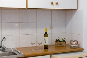 Letta's Apartments