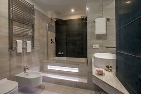 GCF Luxury Suites, Guest House
