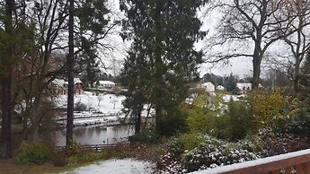 Au Charme du Lac Piscine