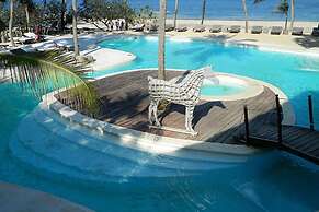 White Elephant Sea & Art Lodge