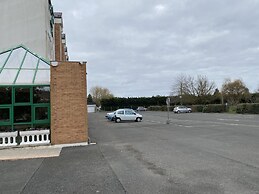 Cit' Hôtel la Pyramide