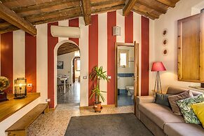 AwesHome - Lungarno Bellavista Penthouse