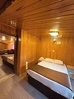 Ozkan Hotel