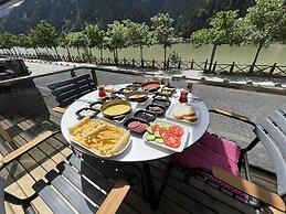 Ozkan Hotel