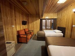 Ozkan Hotel