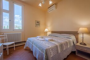 House in Florence Blue
