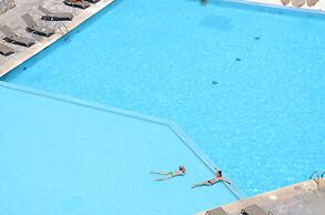 AR Cancun Plaza