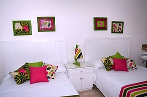 AR Cancun Plaza