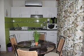 Suites Brisas Cancun