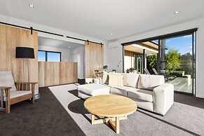 Glenburn Coastal Retreat