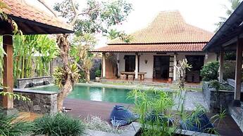 Villa Aquin
