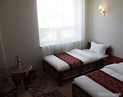 Tsetsen Khangai Hotel