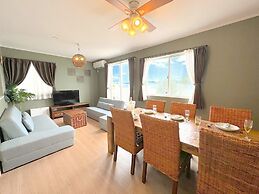 Private Villa Kin1 with ocean view and BBQ