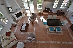 Villa Mola
