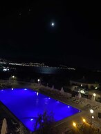 Dikili Sunset Club