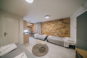 Chios City Inn