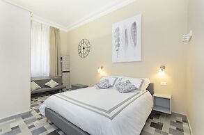 B&B Tohouse Deluxe