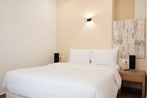 Tristhenia Hotel