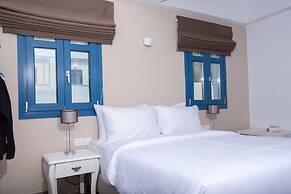 Tristhenia Hotel