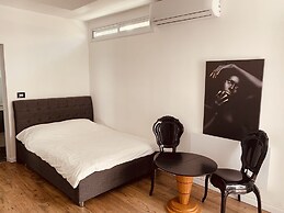 Luxury Suites