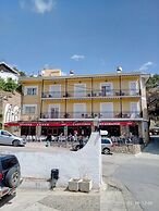 Hotel Yeste