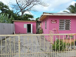 Paul Apartments