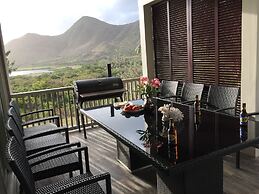 2 Bedroom Bungalow-Style Villa