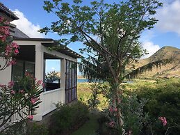 2 Bedroom Bungalow-Style Villa