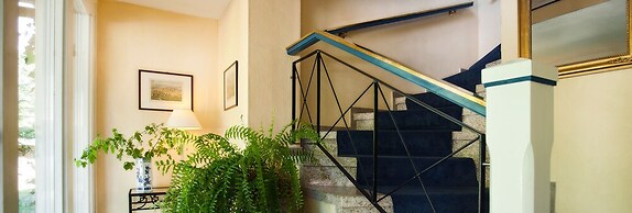 Das Kleine Hotel